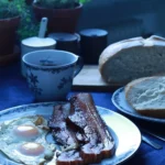 【ジブリ飯を作る】もののけ姫のジコ坊の味噌粥を鉄鍋で炊いて味わう。蓬の香る滋味深いお粥。
